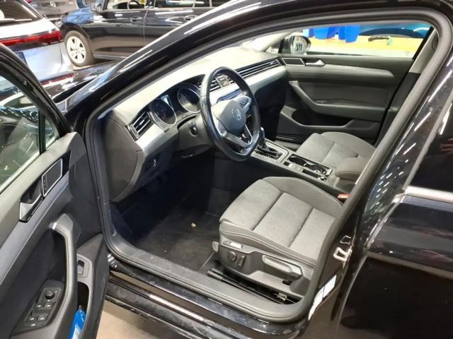 Volkswagen Passat 2.0 TDI Business DSG Variant