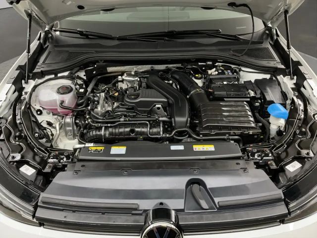 Volkswagen Passat 1.5 eTSI Business DSG