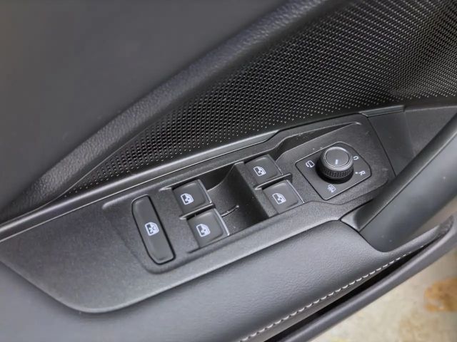 Volkswagen Tiguan 2.0 TDI DSG IQ.Drive R-Line