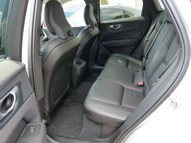 Volvo XC60 Dark Plus