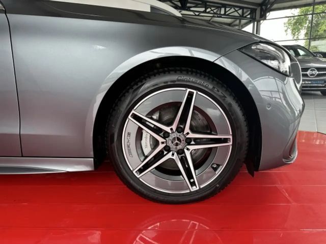 Mercedes-Benz C 180 AMG Line Sedan