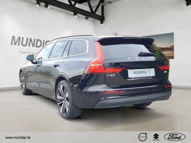 Volvo V60 Core Hybrid