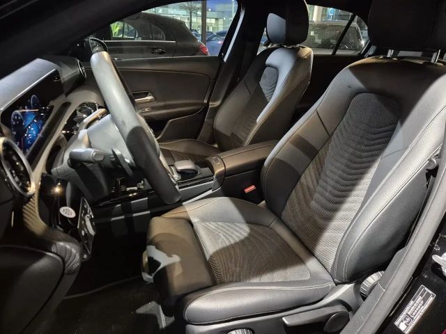 Mercedes-Benz A 250 A 250 e Style