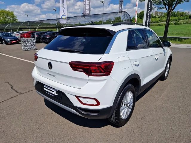 Volkswagen T-Roc 1.5 TSI DSG Life