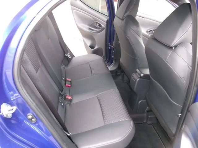 Toyota Yaris Hybride Style VVT-i