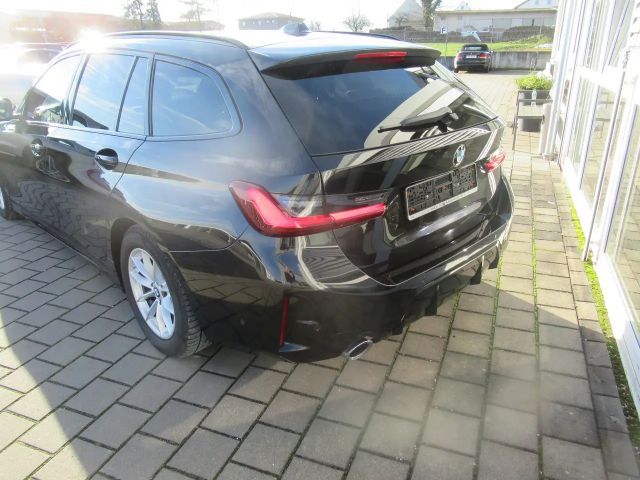 BMW 320 320d M-Sport xDrive
