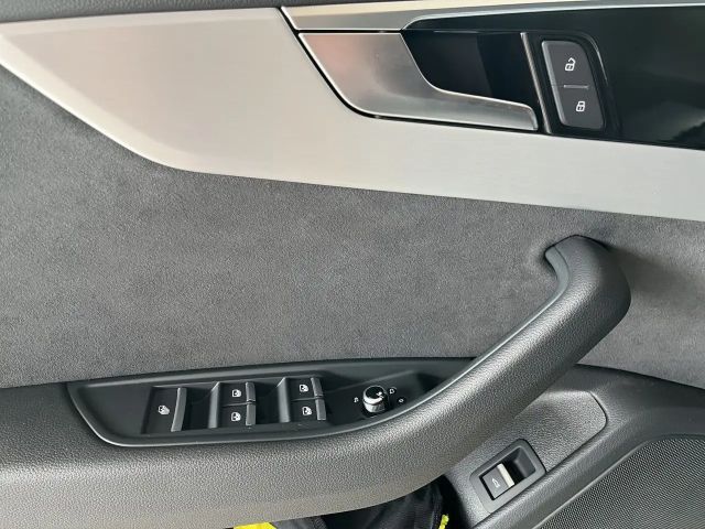 Audi A5 40 TDI Cabriolet S-Line