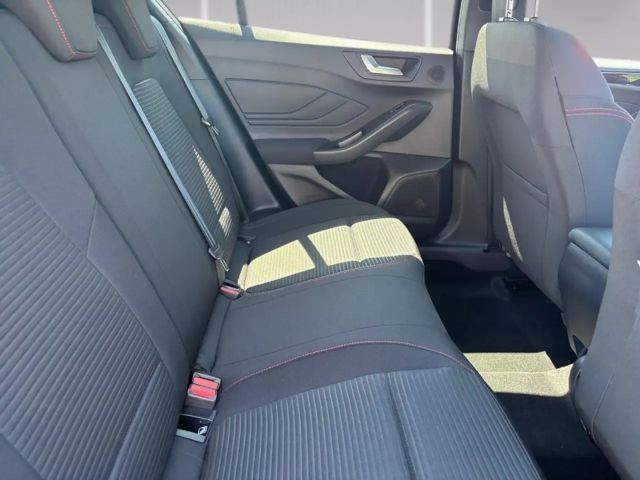 Ford Focus EcoBoost ST Line
