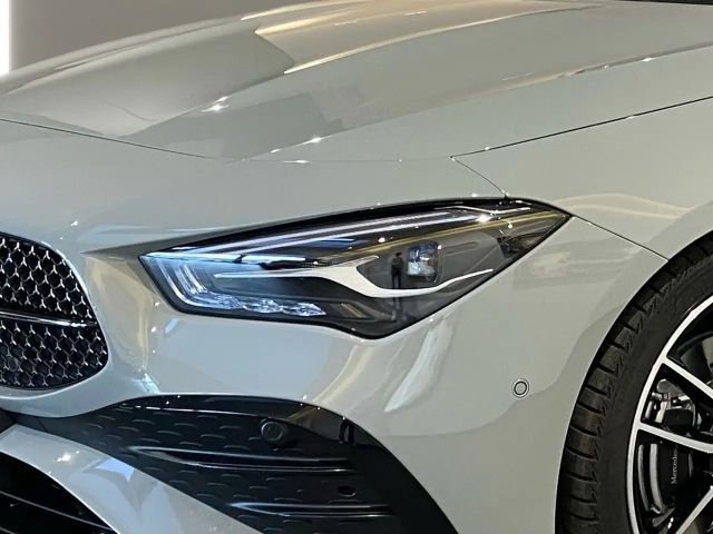 Mercedes-Benz CLA 200 AMG Line Shooting Brake