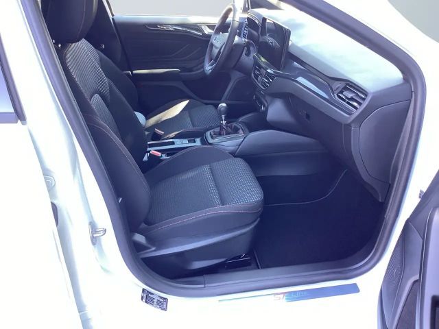 Ford Focus EcoBoost ST Line Wagon