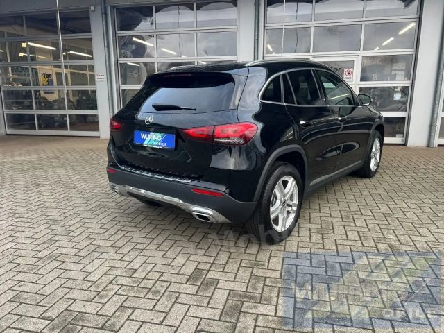 Mercedes-Benz GLA 250 4MATIC