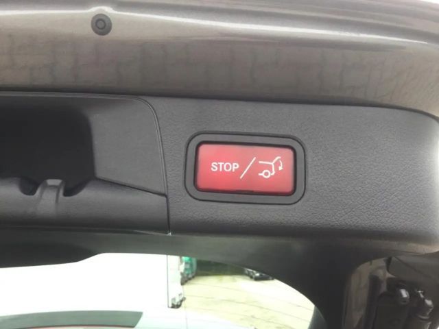 Mercedes-Benz B 180 Progressive