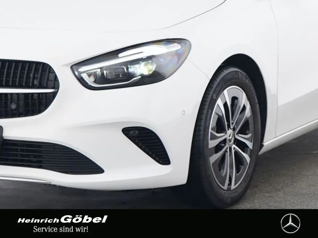 Mercedes-Benz B 200 Progressive Sedan