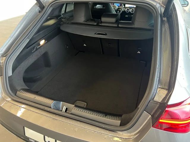 Mercedes-Benz CLA 200 AMG Line Shooting Brake