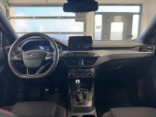 Ford Focus Limited ST Line