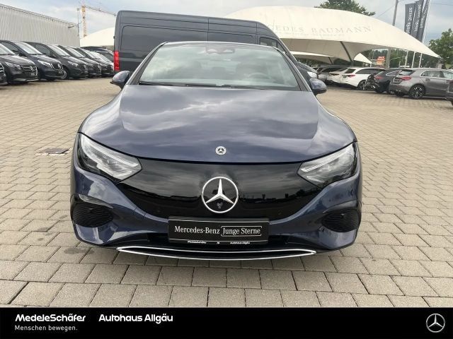 Mercedes-Benz EQE 300 Premium Sedan