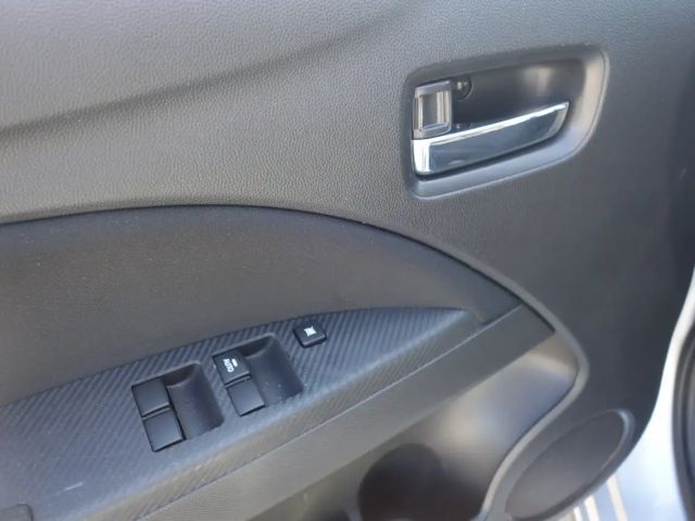 Mitsubishi Space Star Invite MIVEC Star