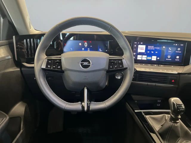 Opel Astra 1.2 Turbo Business Edition Turbo