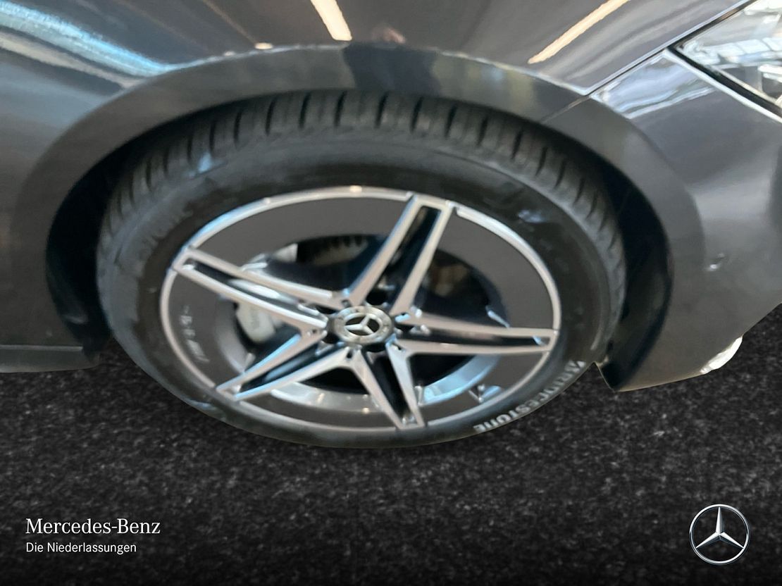 Mercedes-Benz C 180 AMG Line Sedan