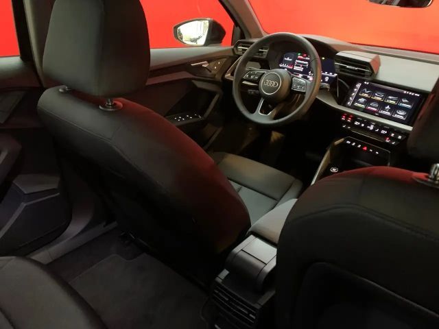 Audi A3 30 TFSI Sedan