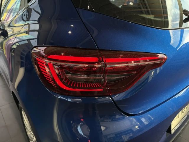 Renault Clio E-Tech Intens