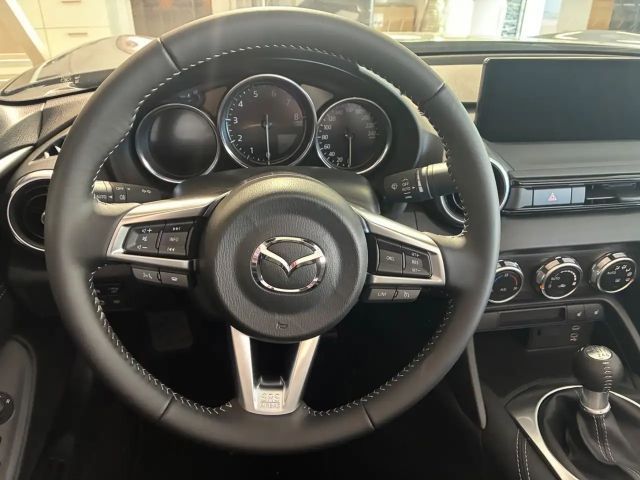 Mazda MX-5 Exclusive-line SkyActiv