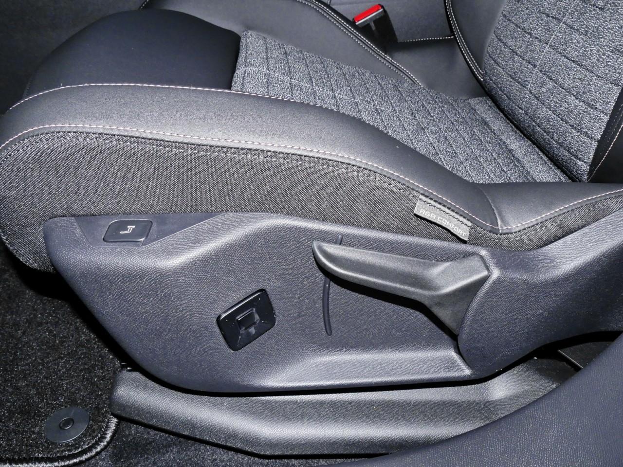 Peugeot 5008 Allure Pack Executive Hybrid