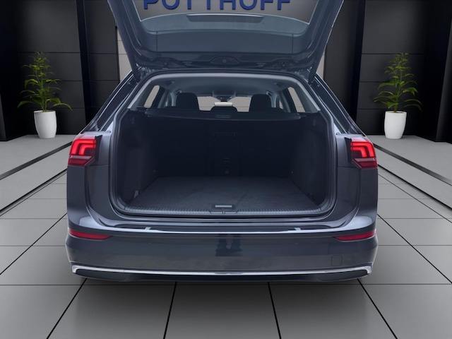 Volkswagen Golf 1.5 eTSI DSG Variant