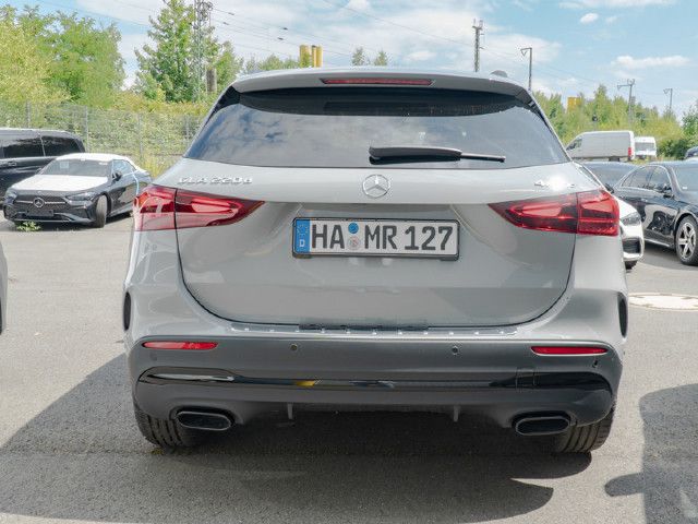 Mercedes-Benz GLA 220 4MATIC GLA 220 d