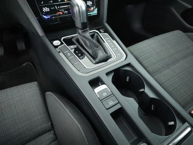 Volkswagen Passat 2.0 TDI Business DSG Variant