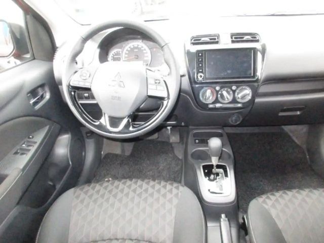 Mitsubishi Space Star Star