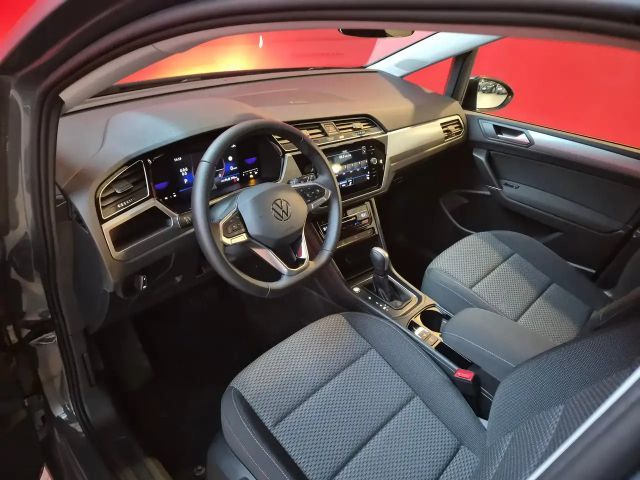 Volkswagen Touran DSG Life