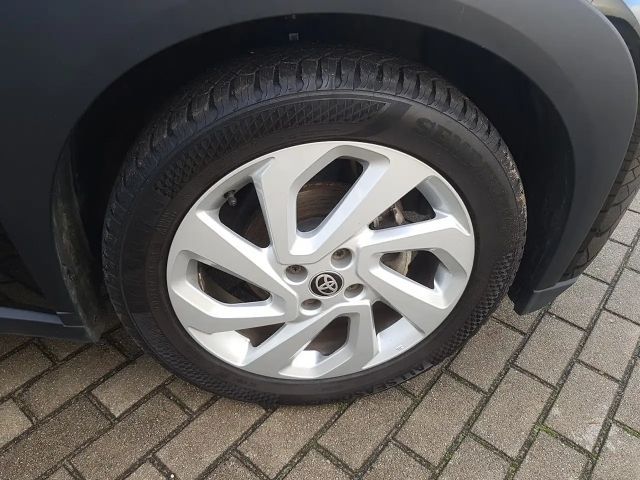Toyota Aygo X Hatchback Play