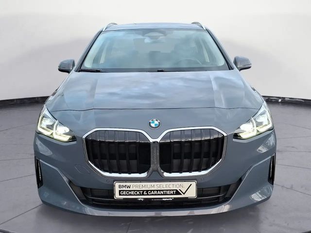 BMW 220 *Premium*Navi*AHK*LED*PDC*SHZ