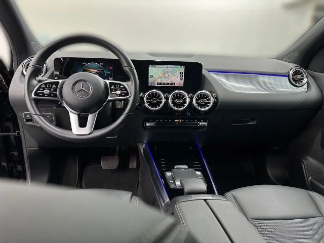 Mercedes-Benz EQA 300 4MATIC