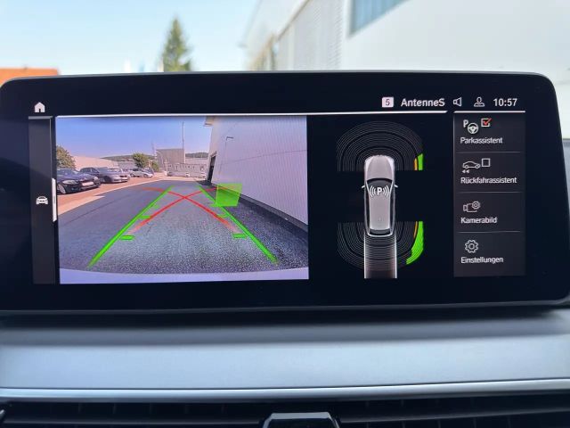 BMW 520 *** ALLRAD *** NP 74.000 *** STANDHEIZUNG *** -50%