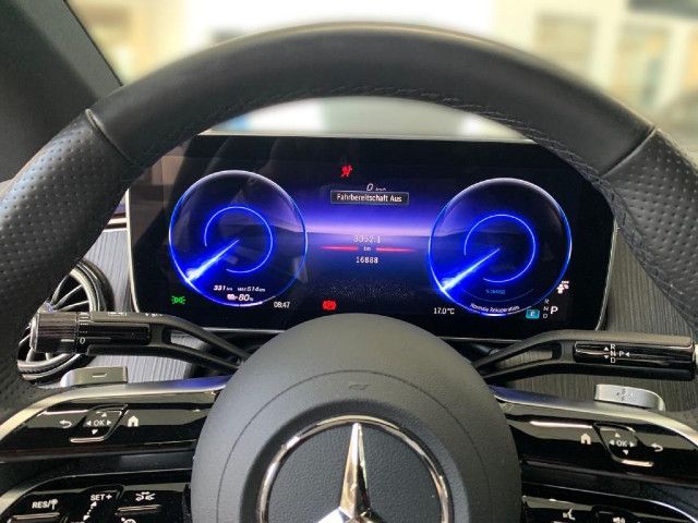 Mercedes-Benz EQE 300 Sedan