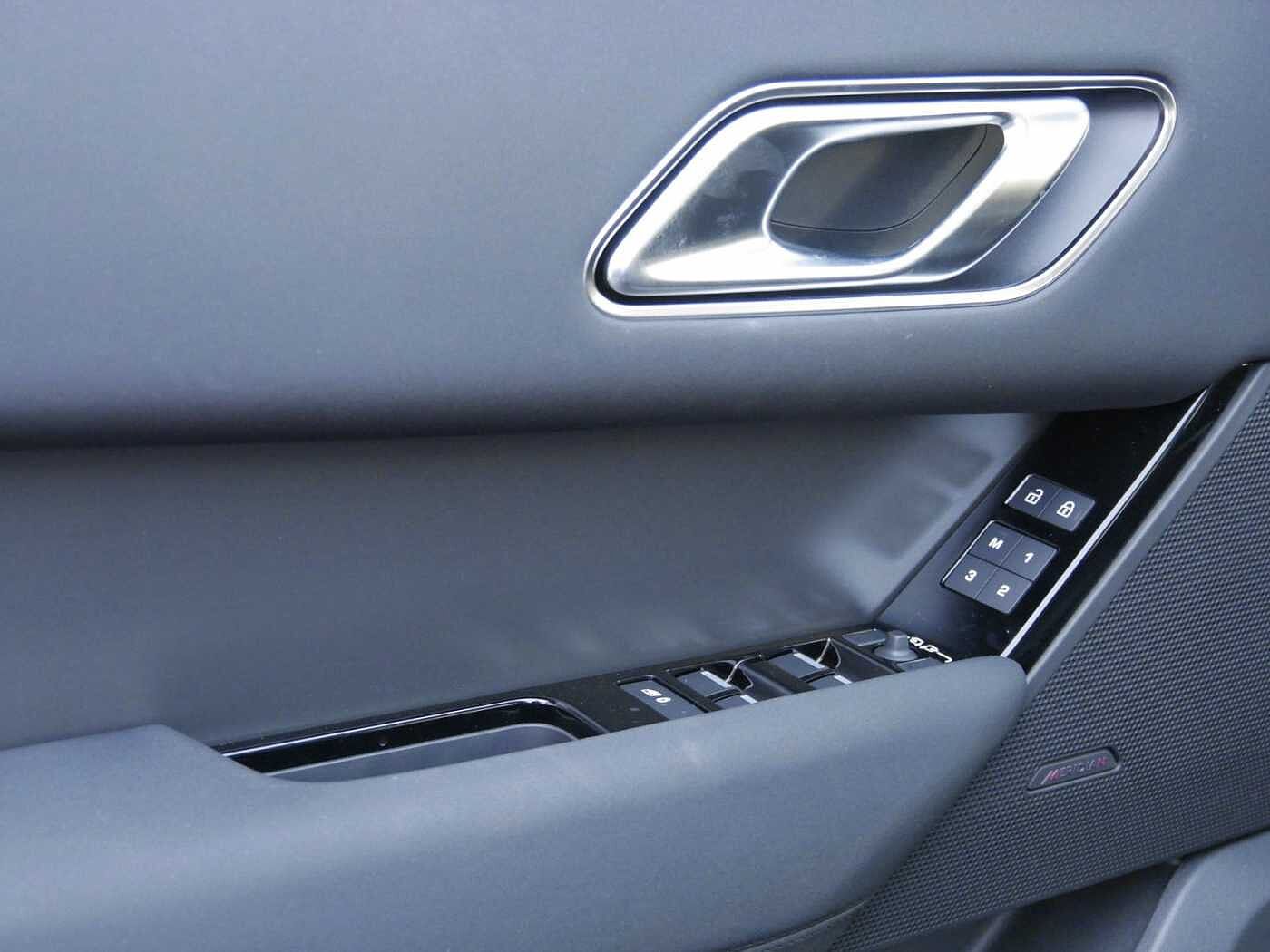 Land Rover Range Rover Velar Dynamic SE