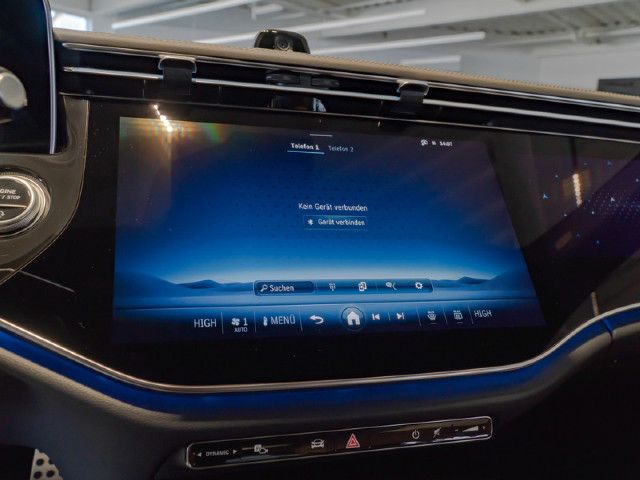 Mercedes-Benz E 200 Sedan