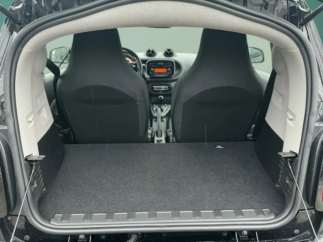 Smart EQ fortwo fortwo EQ 22 KW+TEMPOMAT+SITZHEIZ+BREMSASSISTENT