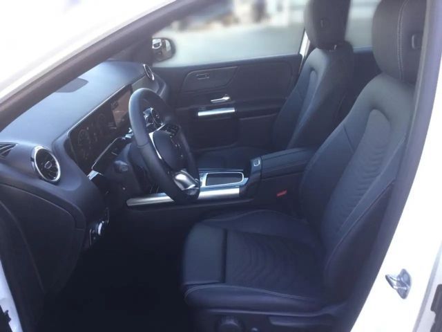 Mercedes-Benz B 180 Progressive