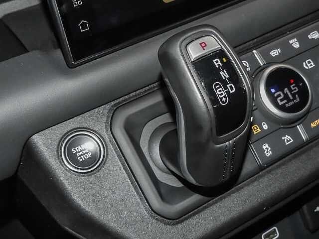 Land Rover Defender 90