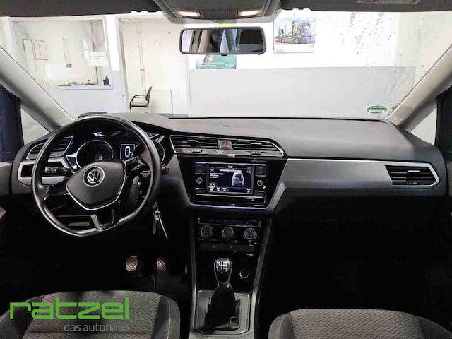 Volkswagen Touran 1.5 TSI Comfortline
