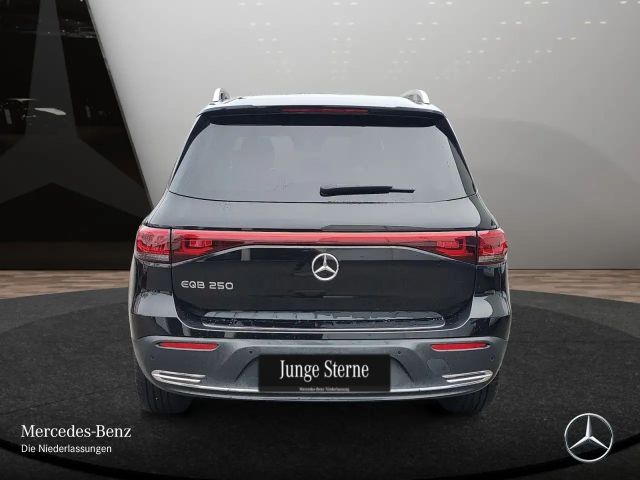 Mercedes-Benz EQB 250