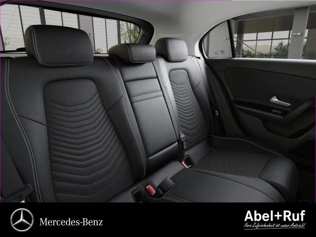Mercedes-Benz A 200 Progressive