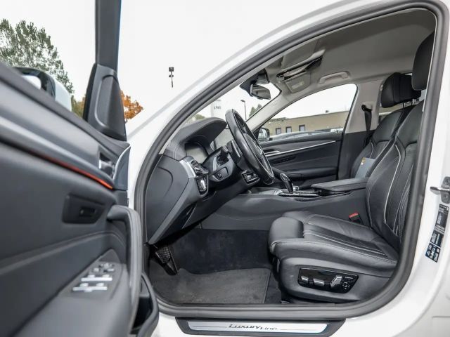 BMW 540 540d Luxury Line Touring xDrive