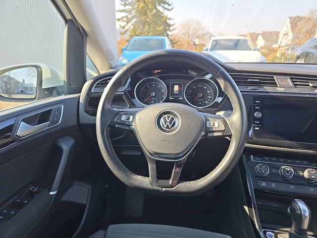 Volkswagen Touran 1.5 TSI DSG Highline