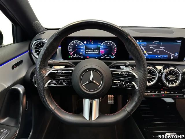 Mercedes-Benz A 180 AMG Line