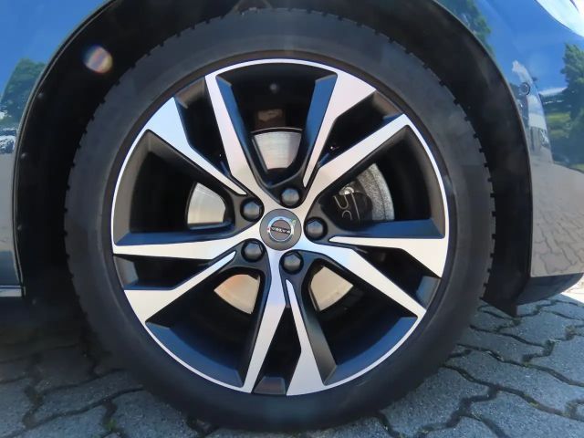 Volvo V60 Dark Ultimate