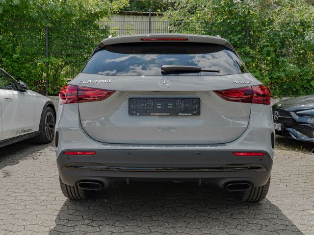 Mercedes-Benz GLA 220 4MATIC GLA 220 d
